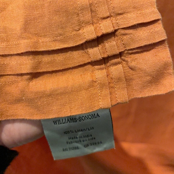 Williams Sonoma Pumpkin Orange 100% Linen Pleated Edge Table Runner - Picture 3 of 5
